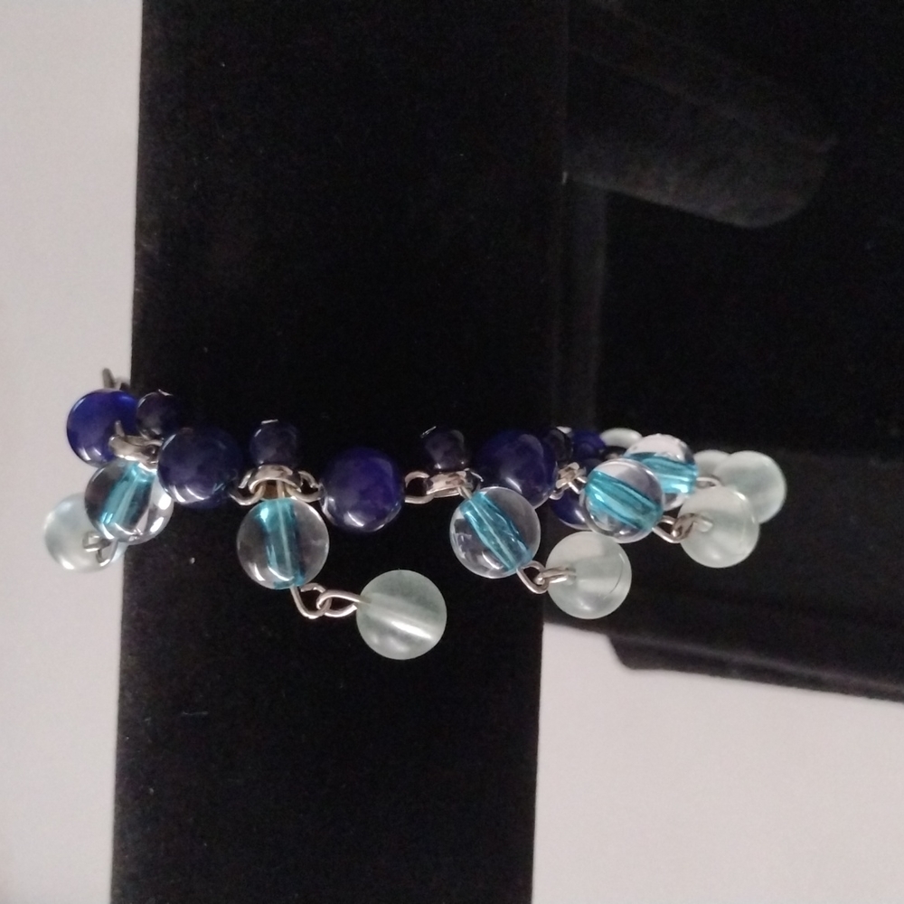 Coldwater Creek Blue Bead Silver Tone Bracelet